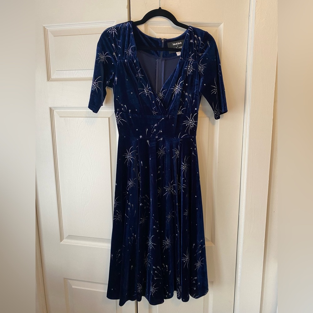 ModCloth x Collectif Vixen Match Velvet Dress in 10-UK